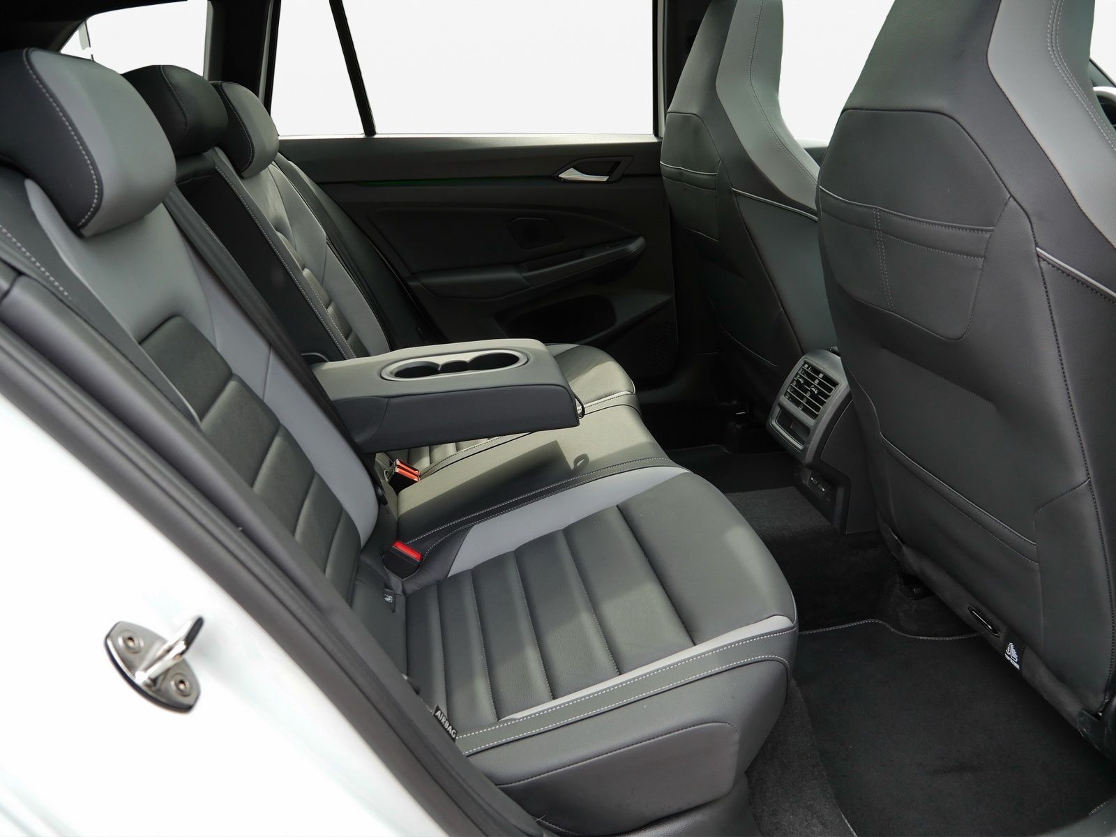 Volkswagen Golf - Bild 16
