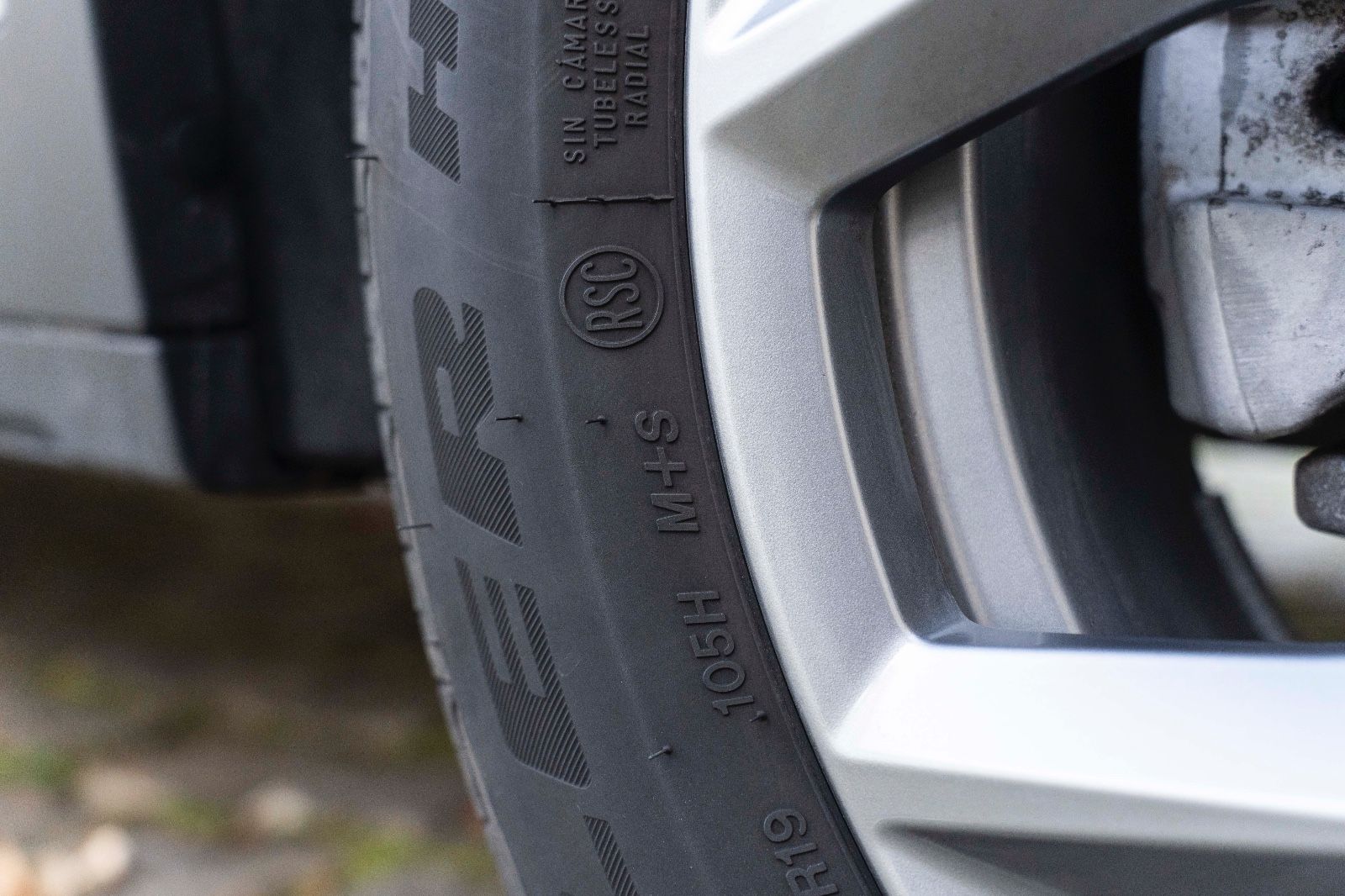 Fahrzeugabbildung BMW X3 xDrive30i HUD LED HIFI KAM NAV PANO SITZH