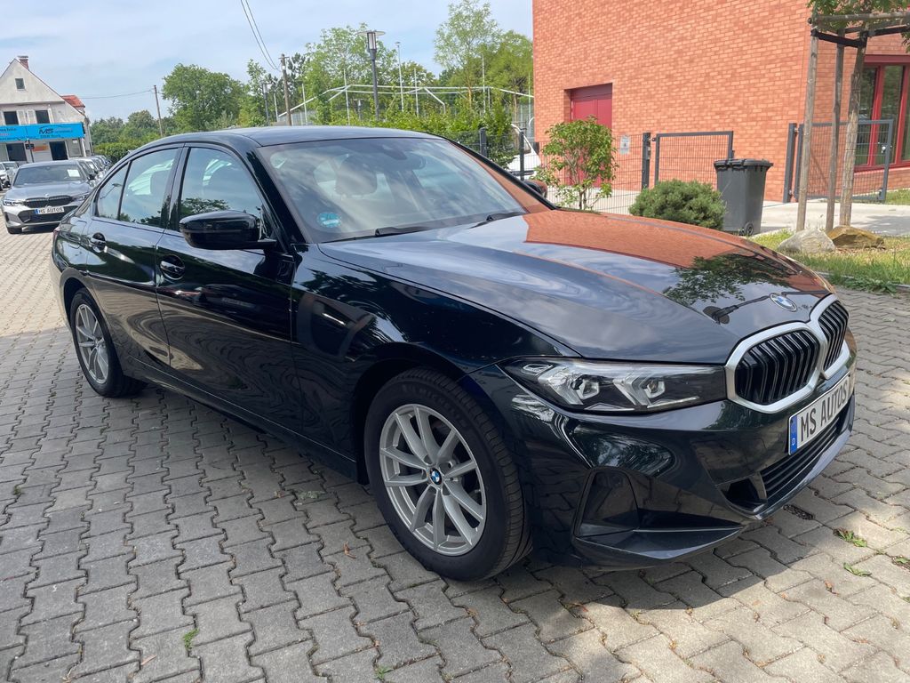 Image of BMW 320