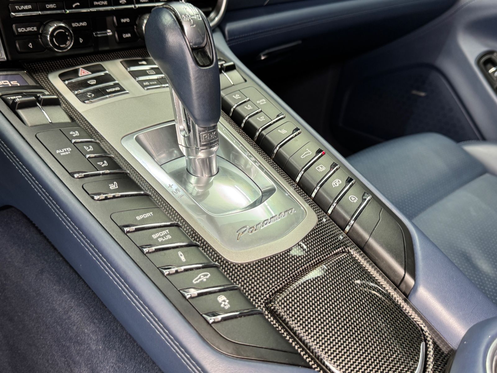 Fahrzeugabbildung Porsche Panamera Turbo|CERAMIC|CARBON|1.HAND|EXCLUSIVE|