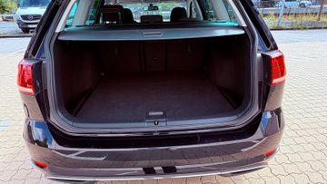 Volkswagen Golf - 12