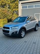 Chevrolet Captiva LT+ 2.2 D/ 7-Sitzer/VollLeder/ AHK/ Navi - silberne Chevrolet Captiva
