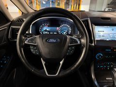 FORD S-Max Titanium|PDC|SHZ|Navi|Klima|SHZ|BT|1.Hand