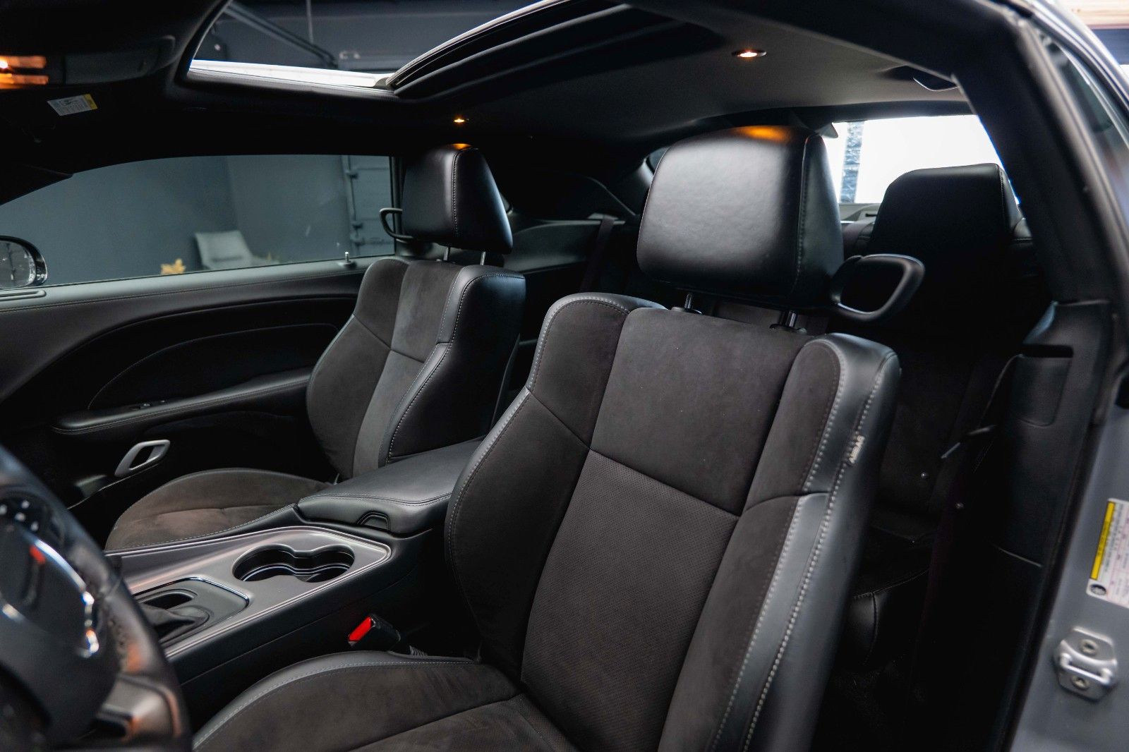 Fahrzeugabbildung Dodge Challenger 5.7 V8 R/T+ SRT WIDE BODY *LED*3tkm*