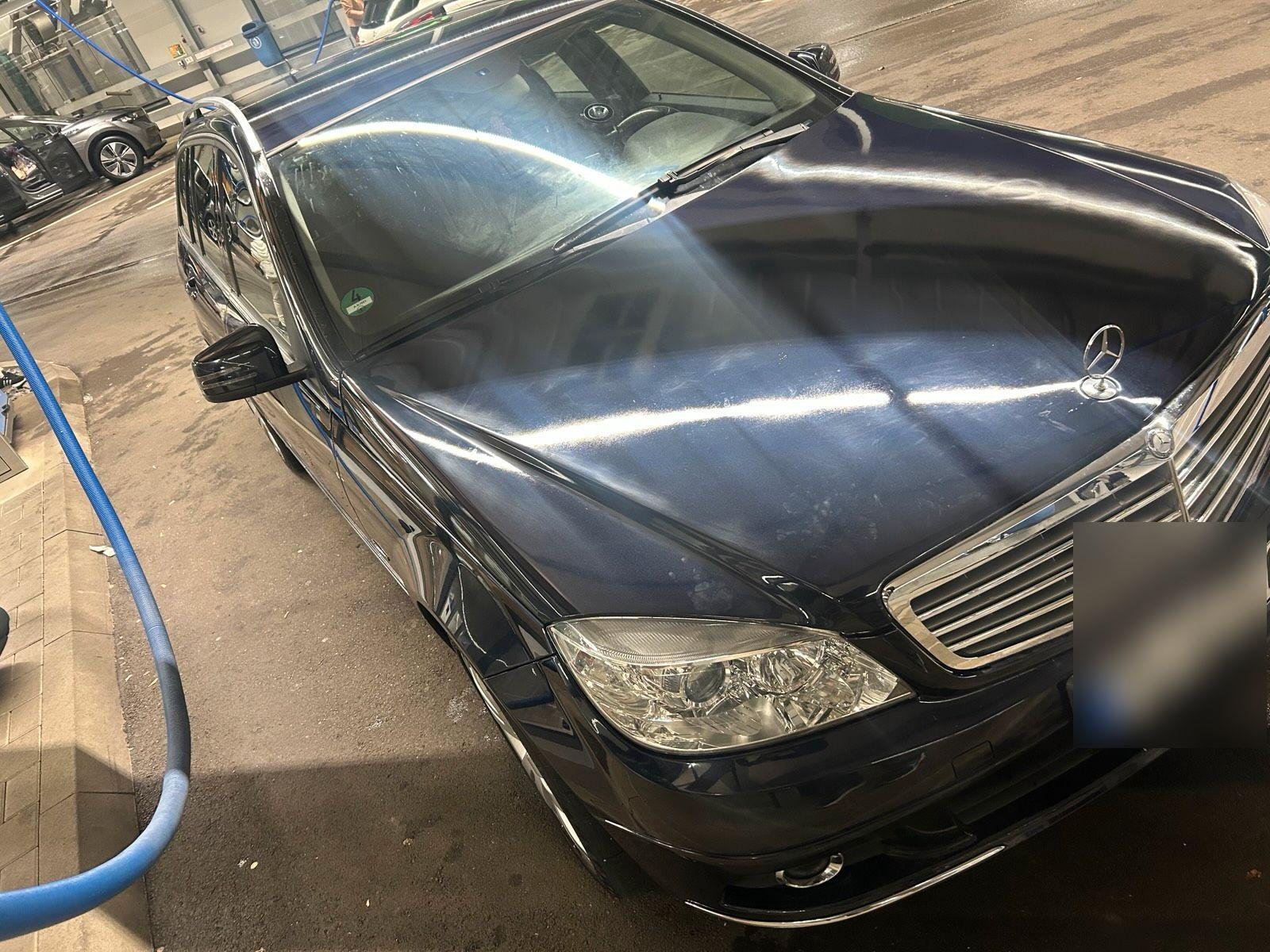 Mercedes-Benz 200 2010 — engine 163 HP (120kW)