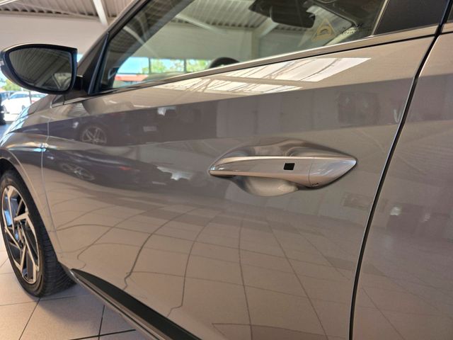 HYUNDAI i20 — Foto 31