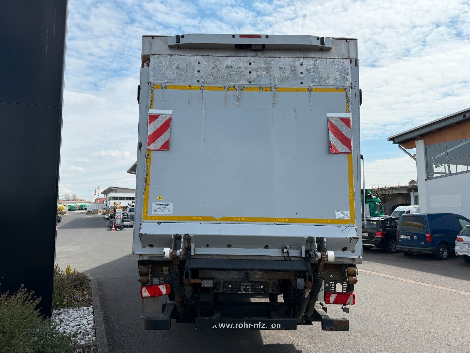 Fahrzeugabbildung ROHR RSK/35IV Carrier Vector 1950 LBW 2500kg 2x lift