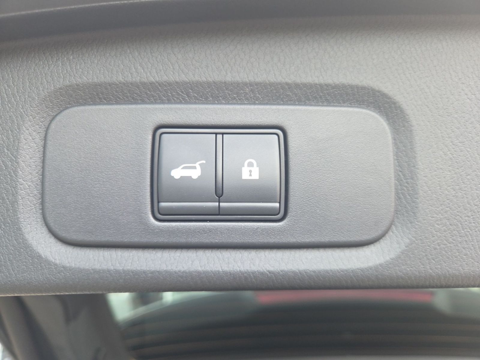 Fahrzeugabbildung Nissan Qashqai N-Connecta 1.3 Automatik *PANORAMA*NAVI*