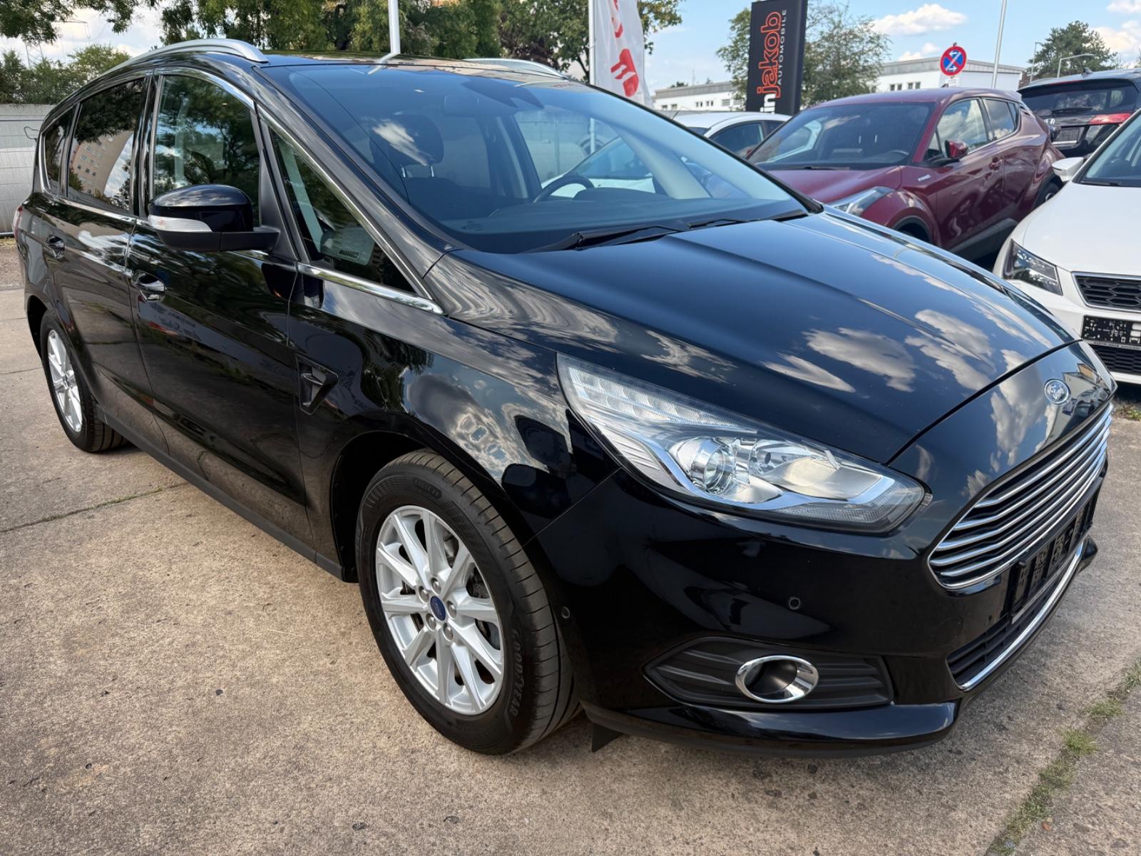 Ford S-Max S-MAX Titanium+7 SITZE+MFL+AUTOMATIK+TEMPO