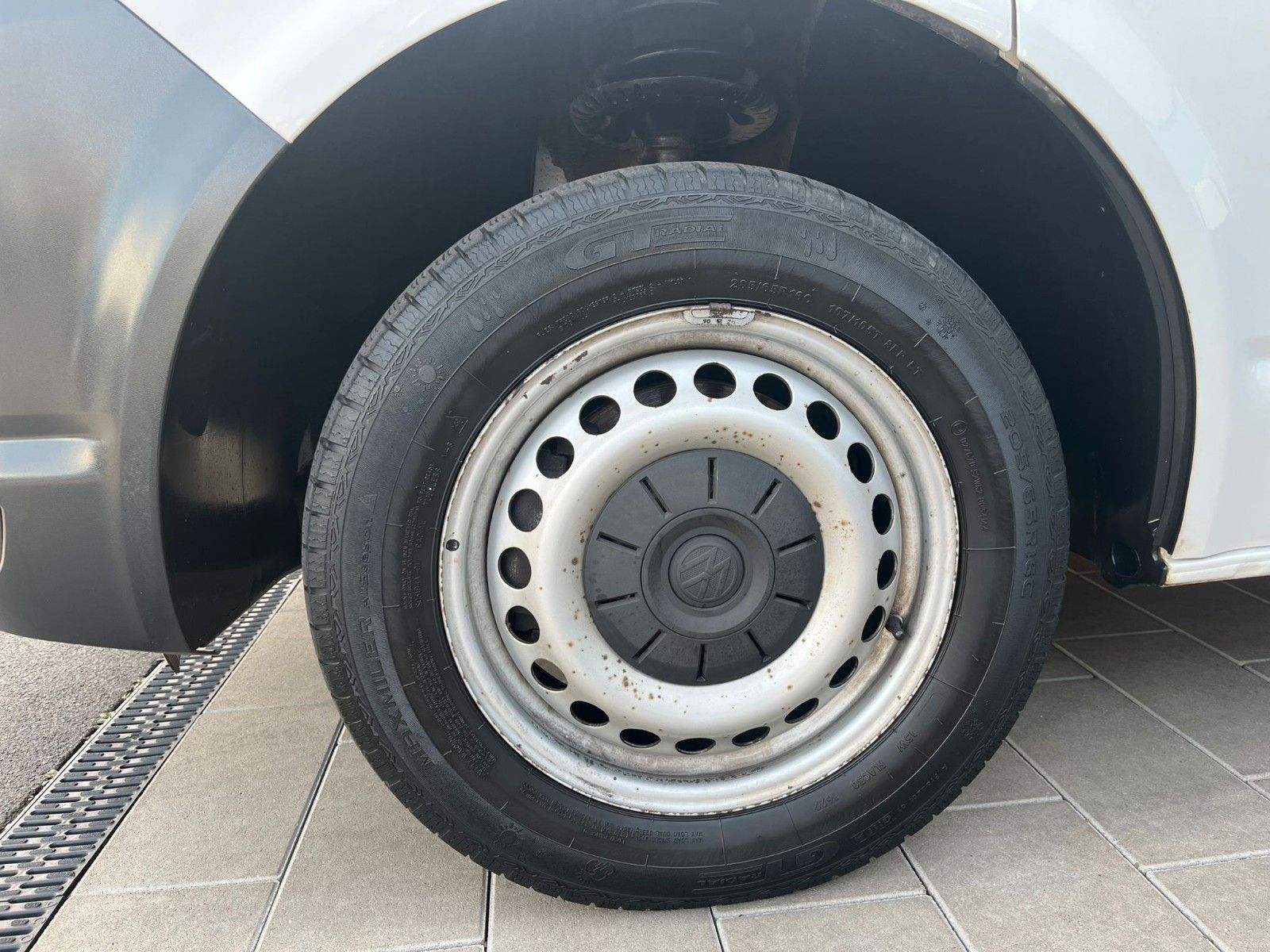 Fahrzeugabbildung Volkswagen T6 Transporter Kasten-Kombi EcoProfi 1.Hand