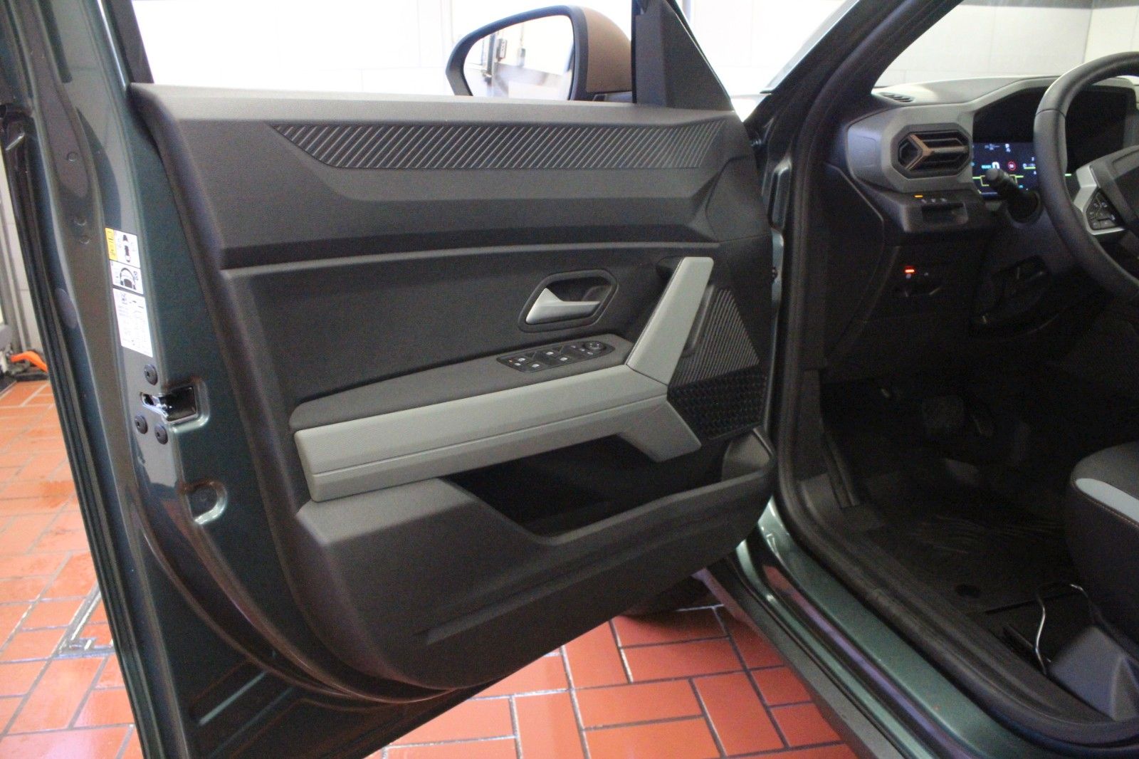 Fahrzeugabbildung Dacia Duster hybrid-G 150 4x4 Extreme MY26