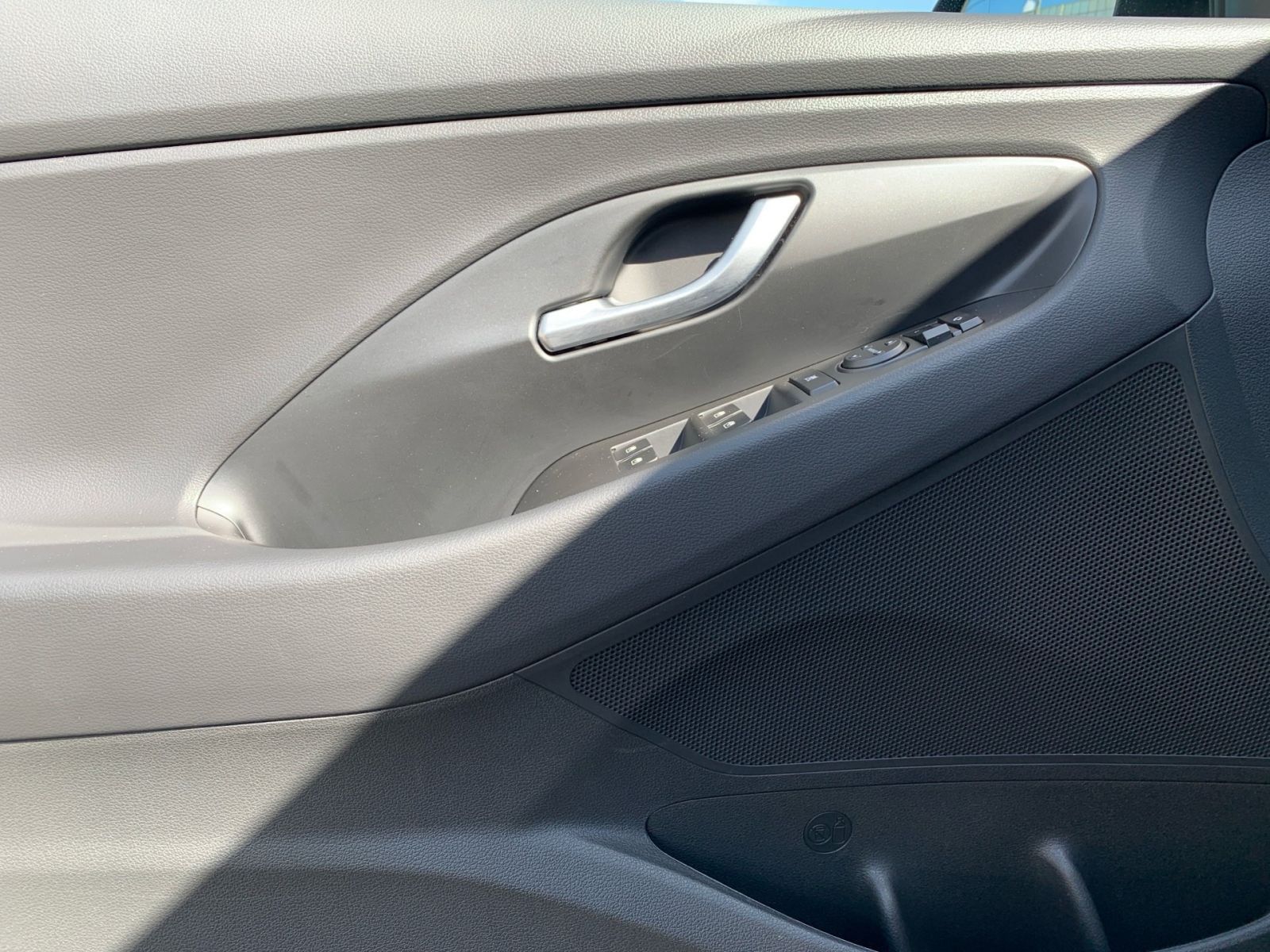 Fahrzeugabbildung Hyundai i30 1.0 T-GDI 7-DCT Advantage Navi LED