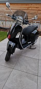 Vespa GTS 300 Super Sport HPE - VESPA GTS 300 HPE SUPER