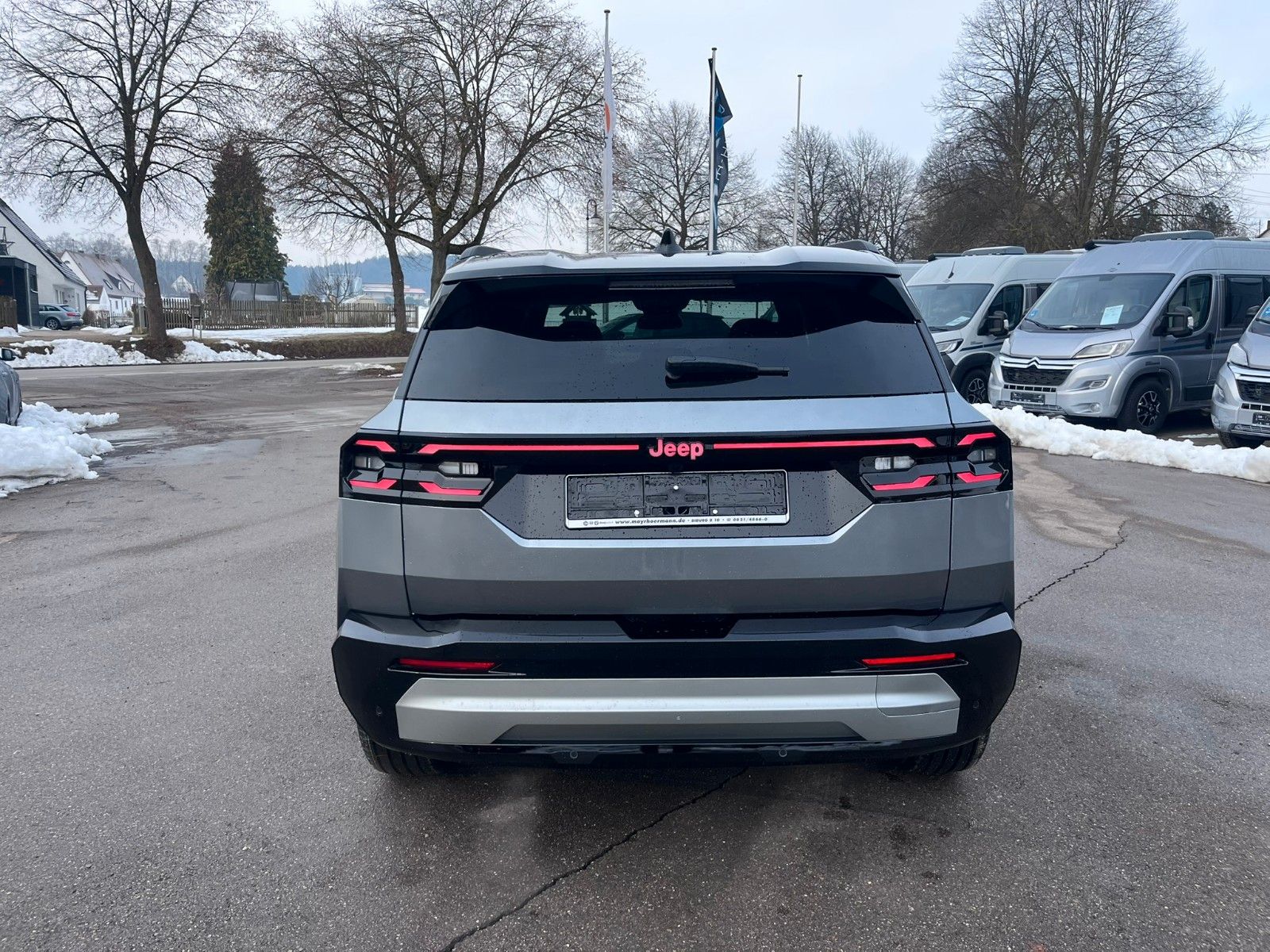 Fahrzeugabbildung Jeep Compass E-Hybrid 1.2 eDCT 100 kW First Edition