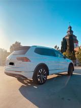 Volkswagen TSI 190 PS DSG 4Motion 2xRLine AHV Pano STHZ - VW Tiguan Allspace Gebrauchtwagen in Frankfurt