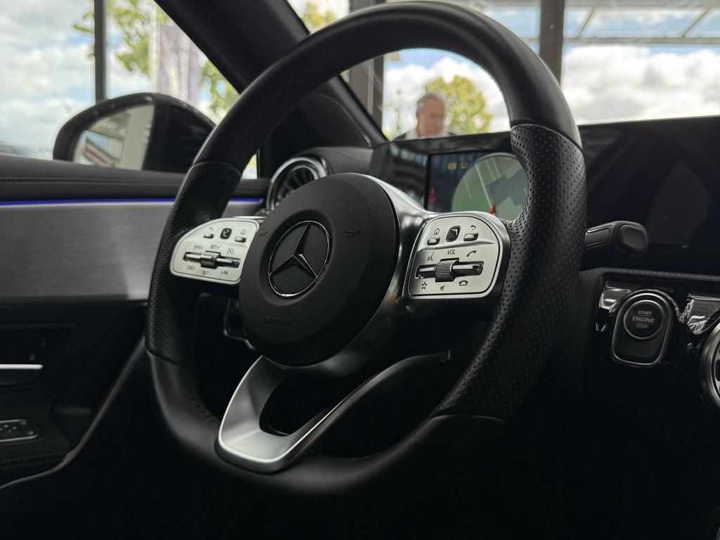 Mercedes-Benz A 250 e Edition 2020, 1 Hand, AMG LINE,Alcantara