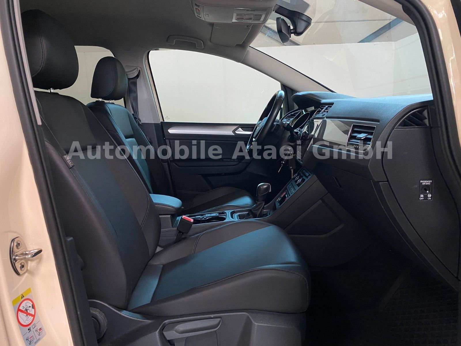 Fahrzeugabbildung Volkswagen Touran 2.0 TDI DSG *Taxi* TAXAMETER (5940)