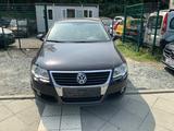 Volkswagen Passat 2.0 TDI DPF DSG 125kW Highline Navigation - Volkswagen Passat: 125kw