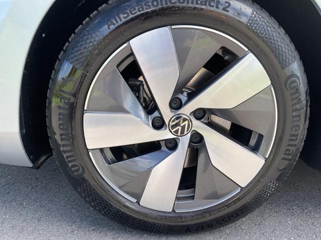 Volkswagen Passat Variant 1.5 eTSI DSG Business AHK+TRAIL A