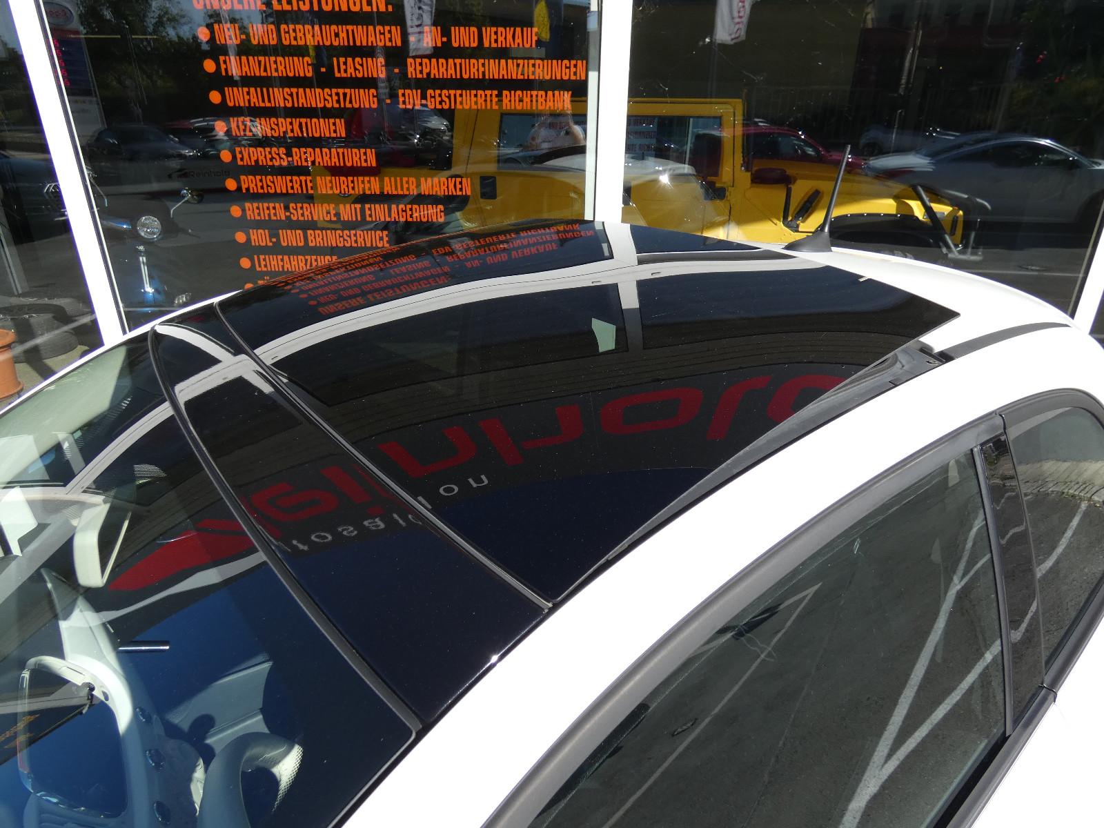 Fiat 500 Anniversario Glas-Schiebedach LED NAVI PDC