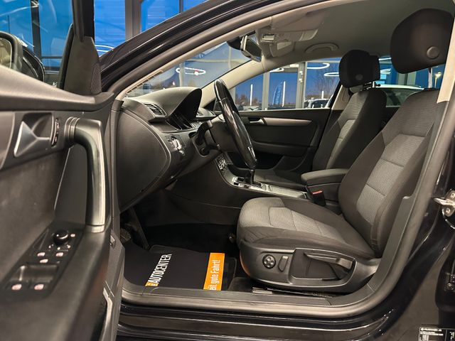 MYAUTOCENTER – Gebraucht- und Jahreswagen mit Werkstattservice in Pfaffenhofen Volkswagen Passat Variant Comfortline BlueMotion *AHK*Klima