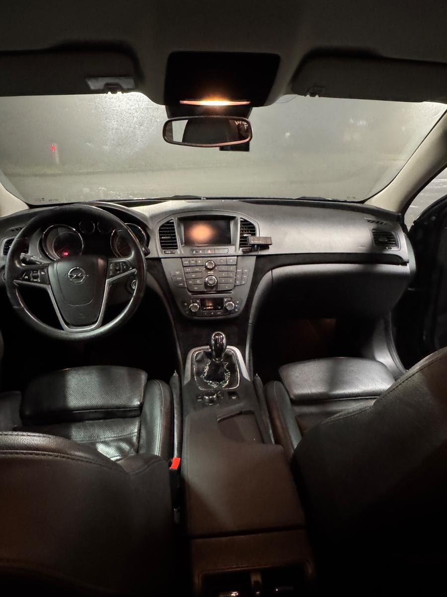 Opel Insignia 2012 — photo 7