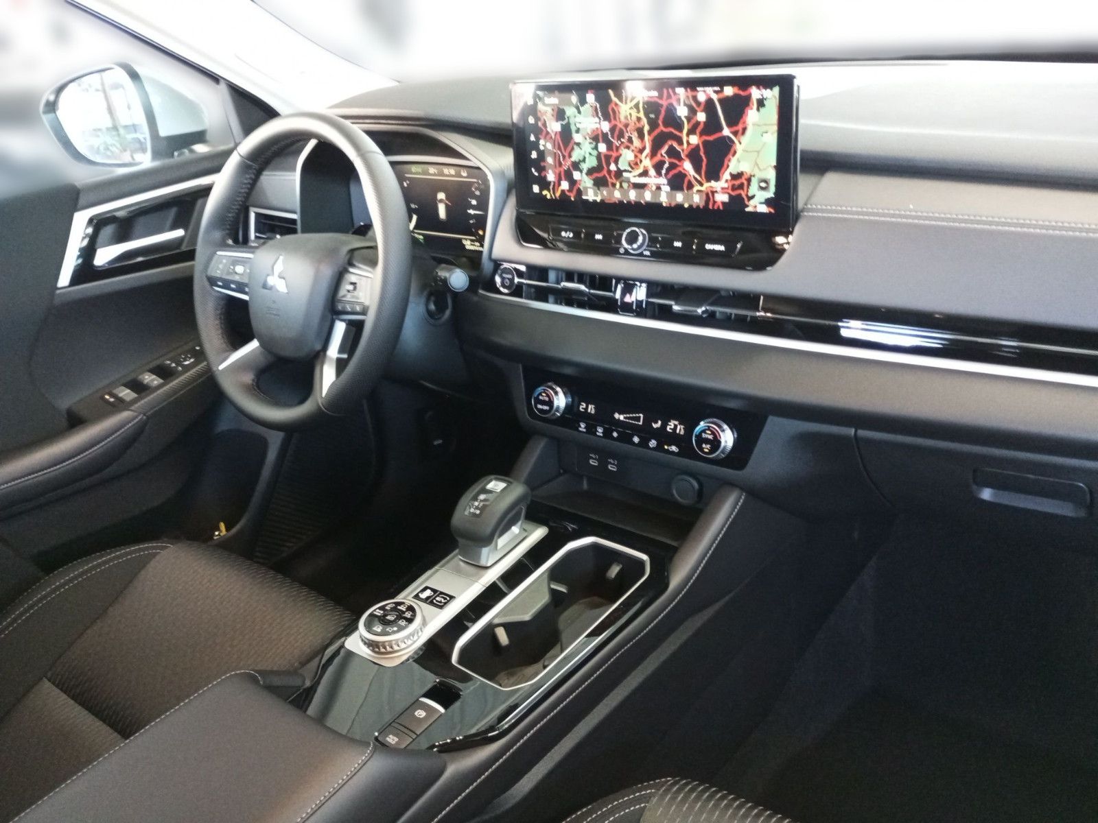 Fahrzeugabbildung Mitsubishi Outlander PHEV Diamant 306 PS ACC 360°