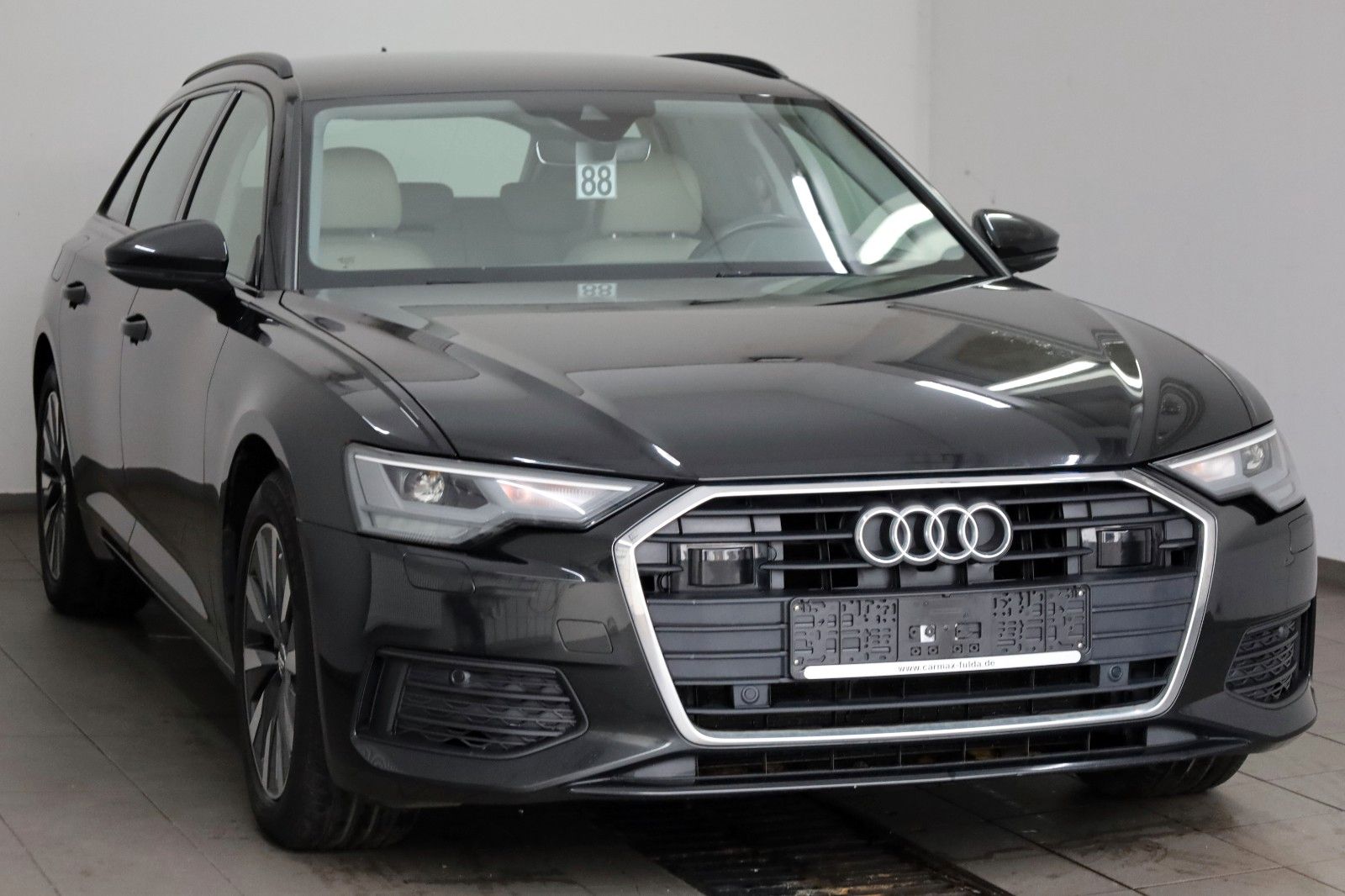 Fahrzeugabbildung Audi A6 Avant 35 TDI,Leder,Navi,LED,SH,ACC,AHK