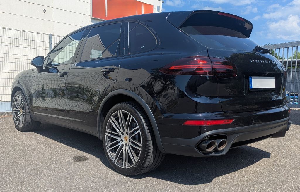 Image of Porsche Cayenne