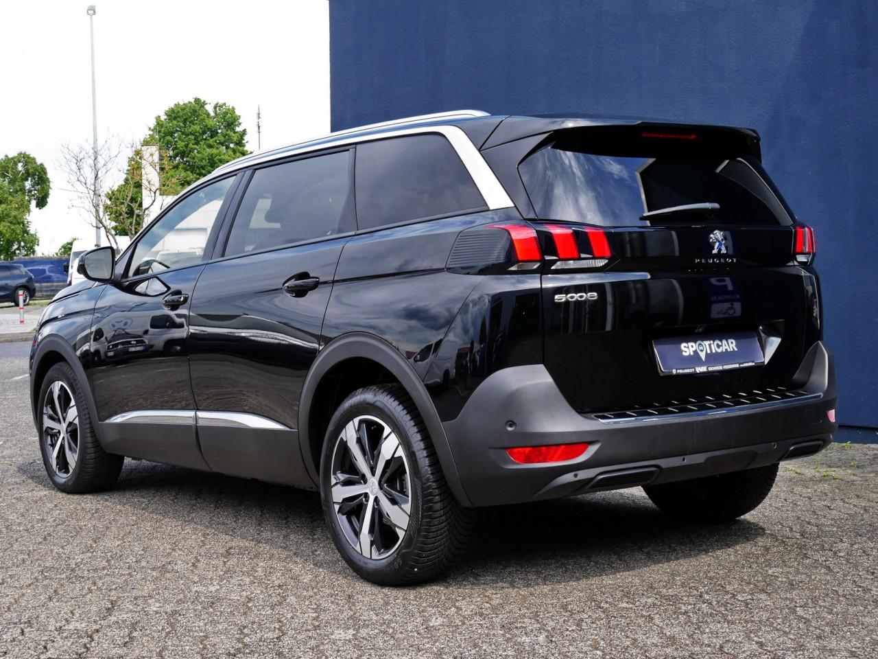 Peugeot 5008 Allure Pack 130 PT Autm+ACC+Grip-Ctrl+Navi
