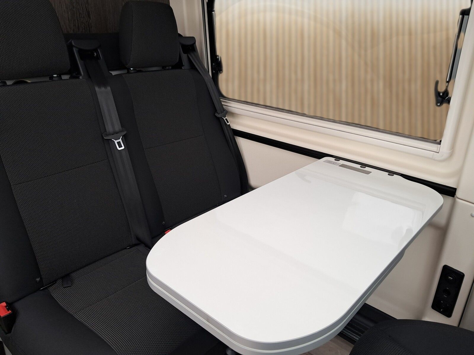 Fahrzeugabbildung Westfalia Columbus 641 E 180 PS LED,Keyless,Maxi,Winterp.