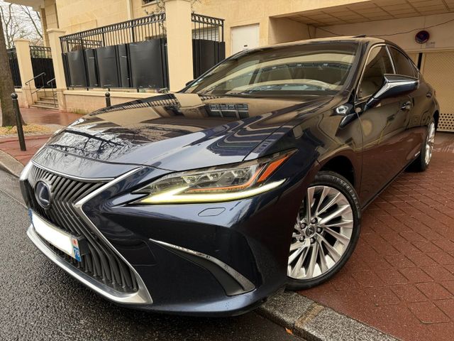 Lexus full options ES 300H EXECUTIVE