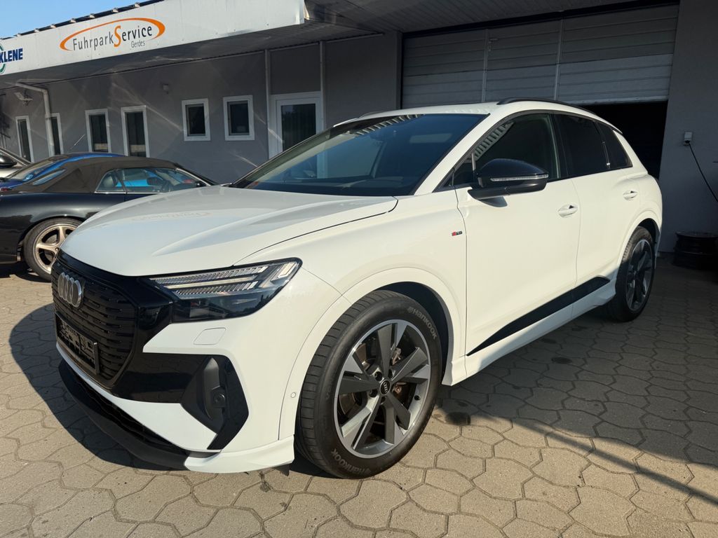 Image of Audi Q4