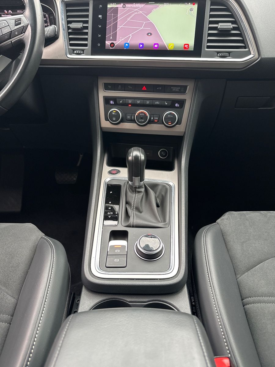 Fahrzeugabbildung SEAT Ateca Xperience NAV+LED+ACC+360°+AHK+BEATS