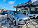 Audi A1 Sportback sport Autom. Panorama - Audi A1 mit Diesel-Antrieb: Limousine, Automatik