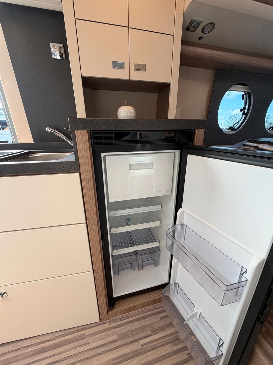 Fahrzeugabbildung Malibu Van diversity GT skyview 600 DB K