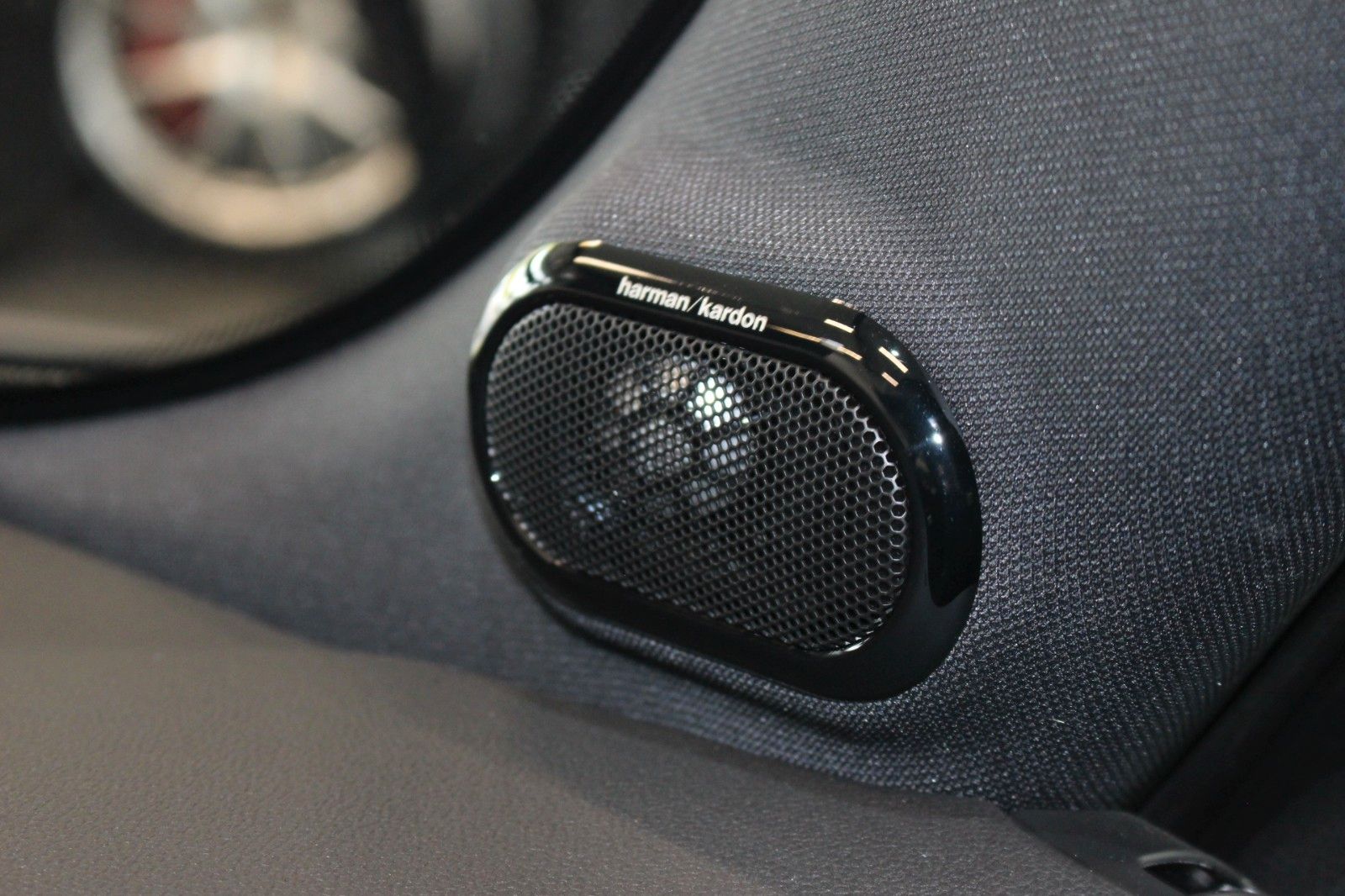 Fahrzeugabbildung MINI John Cooper Works Trim R.Kamera+Navi+AppleCar