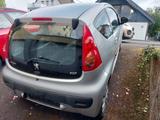 Peugeot 107 Street Racing 70 Street Racing - Peugeot 107 mit Benzin-Antrieb: Kleinwagen, 70 Street Racing
