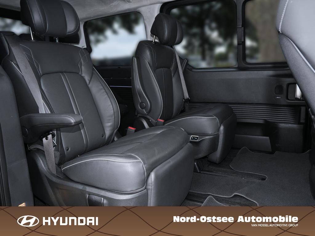 Fahrzeugabbildung Hyundai STARIA 2.2 CRDi SIGNATURE PARK-PAKET SOUND BOSE