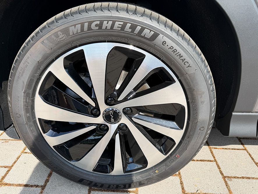 BYD SEAL U