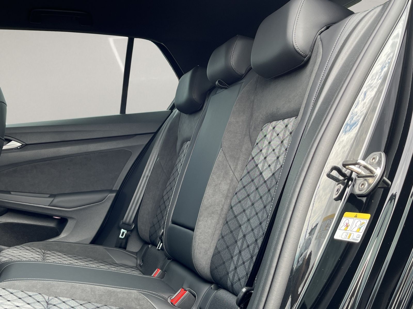 Volkswagen Golf - Bild 10