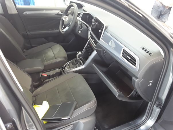T-Roc 1.5 TSI DSG STYLE IQ.LIGHT+NAV+KAMERA+PANO