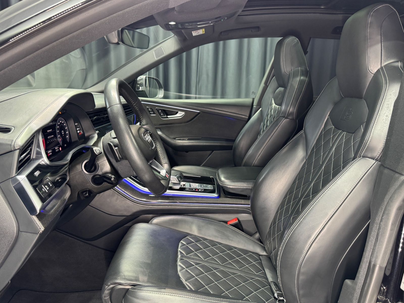 Fahrzeugabbildung Audi SQ8 4.0TDI QUATTRO|MASSAGE|B&O|CARBON|MATRIX|HuD