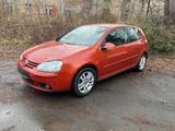 Volkswagen VW Golf 5 V 1,6er Benzin Klima Sitzheizung... - Volkswagen Golf: 6er
