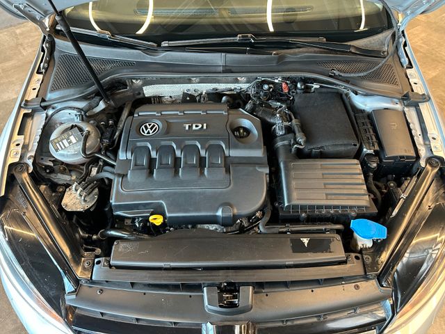 Volkswagen Golf VII Variant Trendline BMT *Bi-Xenon*Klima*