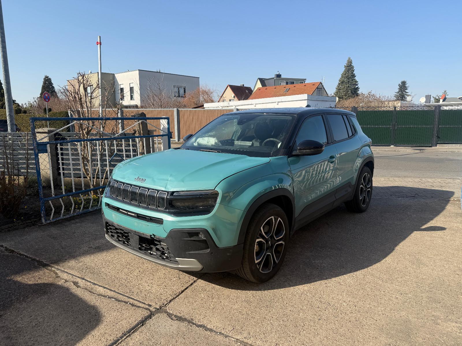 Jeep Avenger Summit Mild-Hybrid/Pan/Leder/LED/