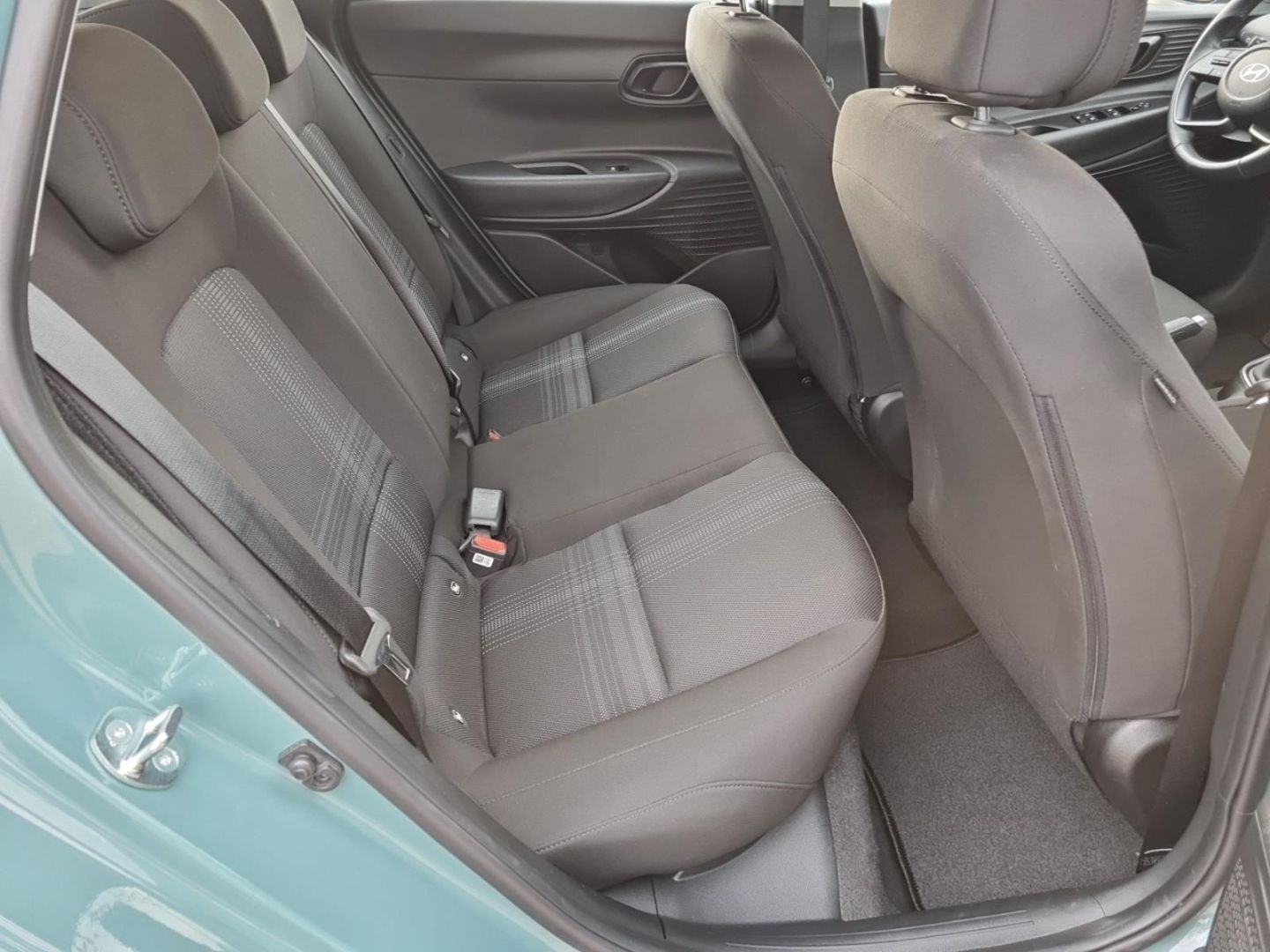 Fahrzeugabbildung Hyundai i20 SELECT FL 1.0 T-GDI  FUNKTIONS-P+ALWETTER+AC