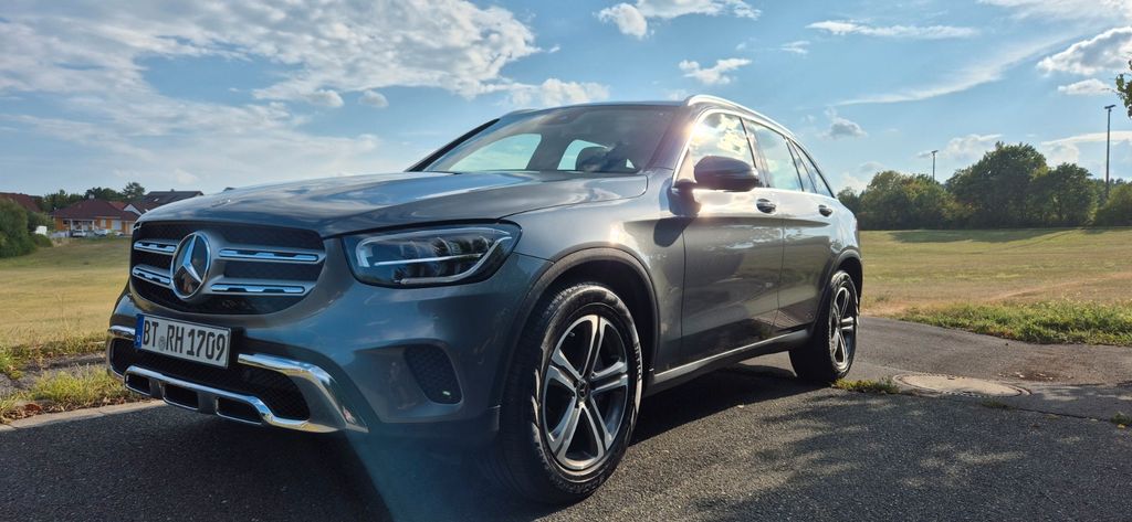 Image of Mercedes-Benz GLC 200