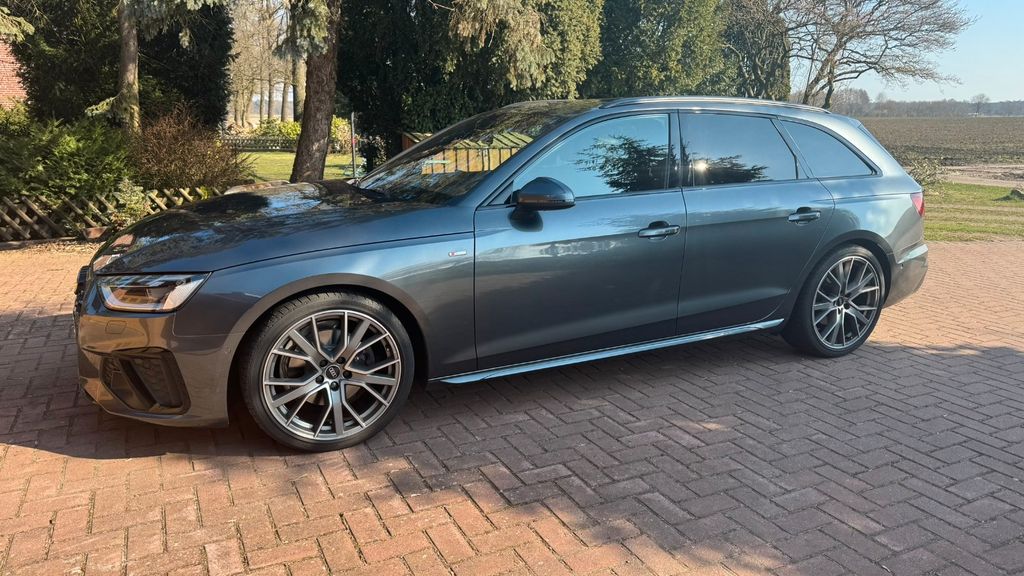 Image of Audi A4