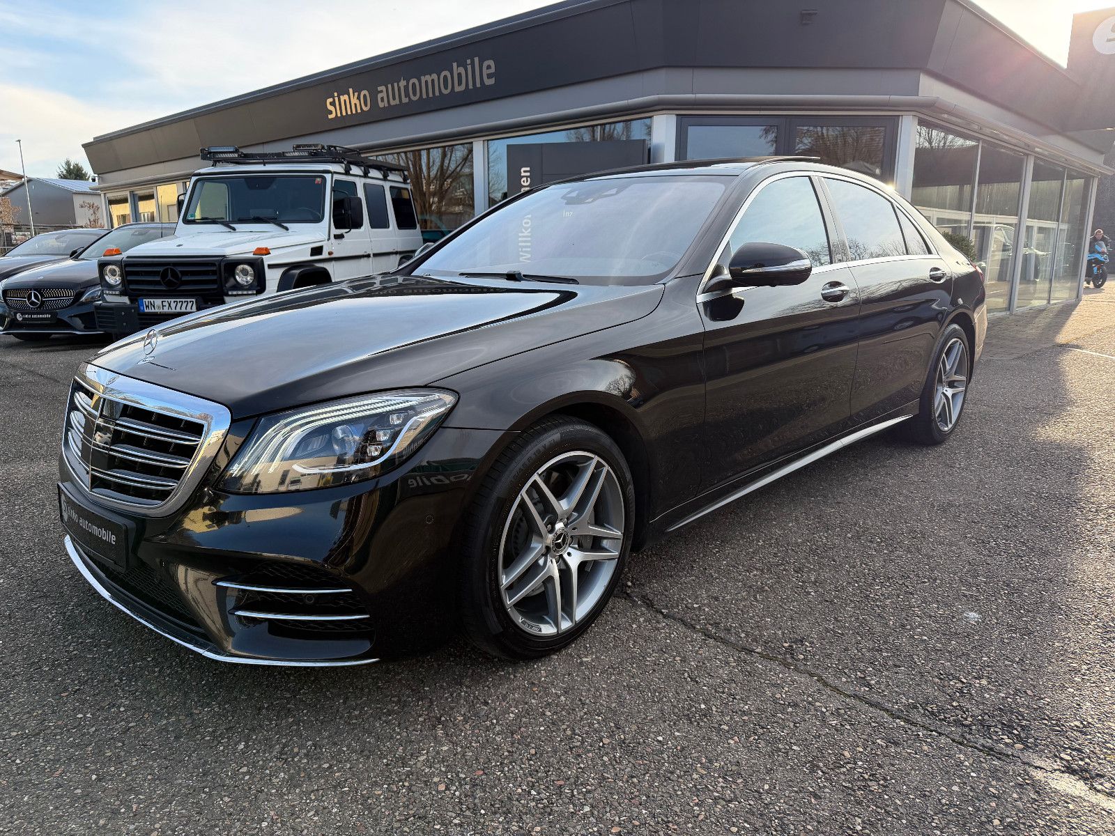 MERCEDES-BENZ S 560 4M Long*ExclusivP/Standhz/AMG/Chauffe/3xTV